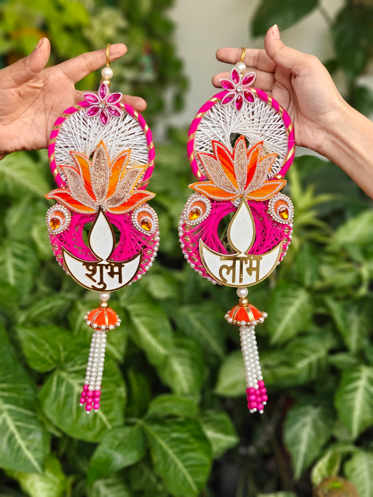 Magenta-Orange Rafia Shubh Laabh