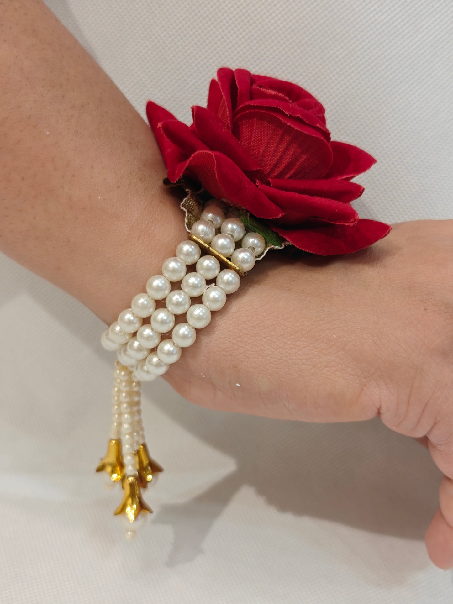 Handcrafted-Red-Rose-Bracelet-for-Wedding-and-Mehendi.webp