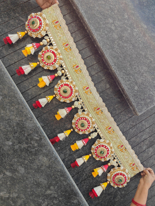 Bandhanwar with gold elephant motif embroidery and mirror border