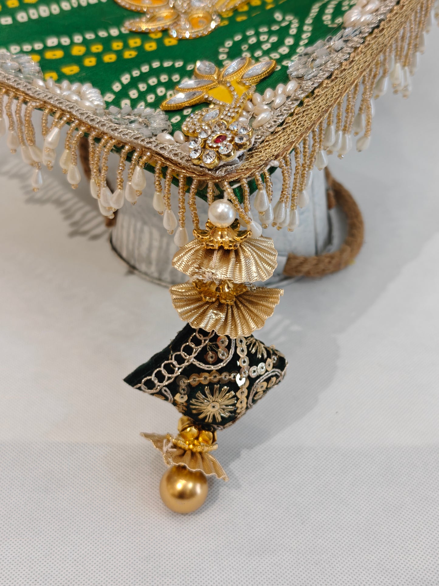 Small Soupda / Small Chaaj | Green Bandhani | The Wedding Station