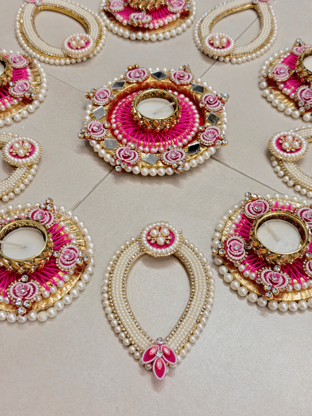 Ivory & Magenta Pearl Rangoli Set with Teardrop Tealight Holders